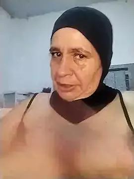 Freechat Naughty_mommy on StripChat