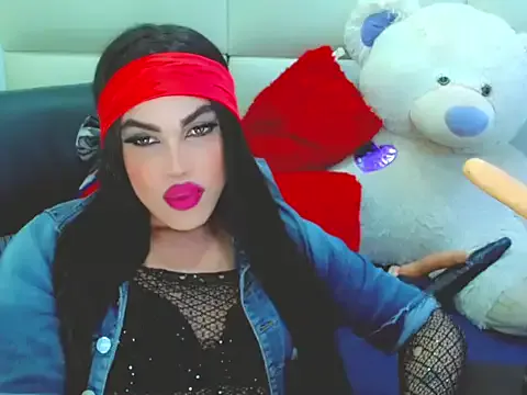 NharaBigCock on StripChat