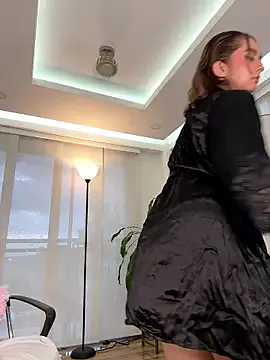 nicollefiorett on StripChat