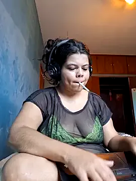 niCuNin on StripChat