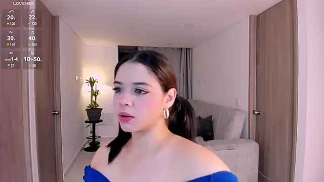 NikaVelvet1 on StripChat