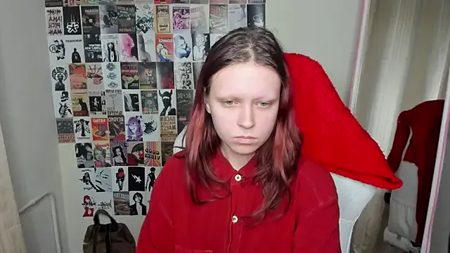 NikolFlostt — Change me into shorts and a tank top