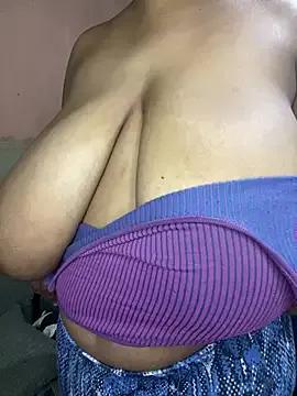 Private NonoGotBoobies on StripChat