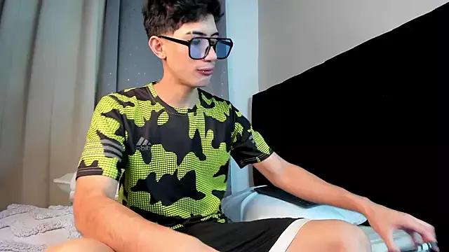 Freechat NovaaWheler on StripChat