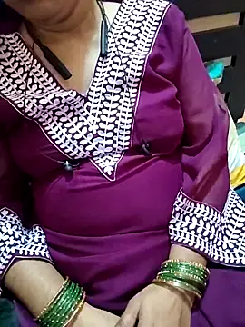 O_My_GoodnesS on StripChat