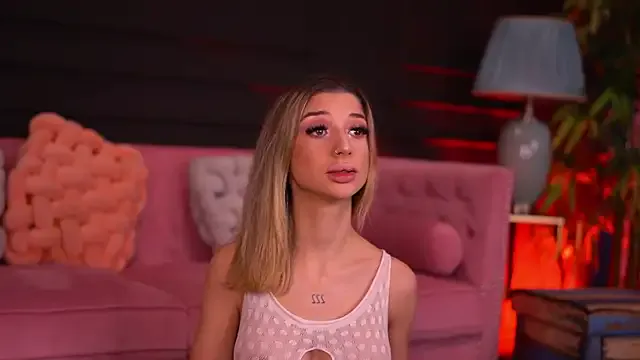 OdetteMason on StripChat