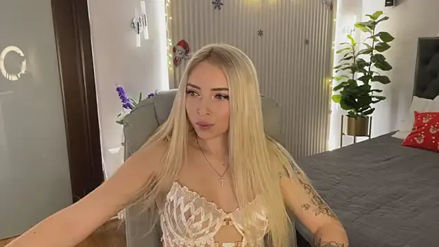 OhMyEmma on StripChat