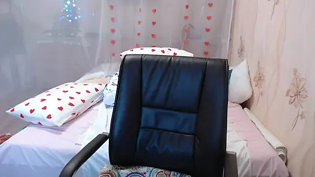 OlgaHottie on StripChat