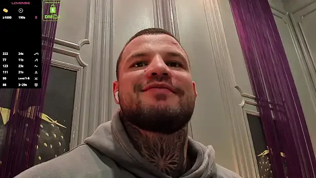 OliverSport on StripChat