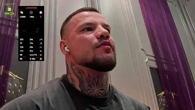 OliverSport on StripChat