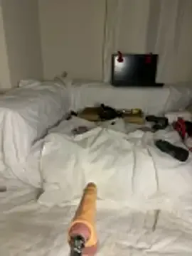 Ozge-SluttyScream69 on StripChat