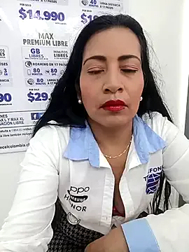 PAULA20- on StripChat