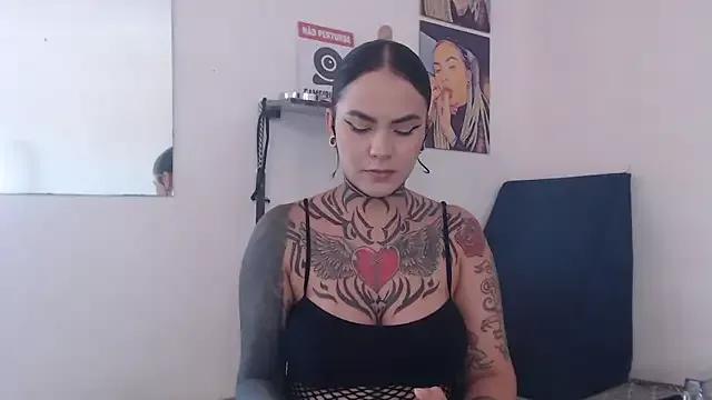 Freechat Perola__May on StripChat