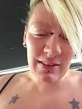 PinkTheHawk on StripChat