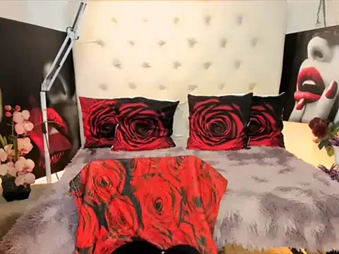 Playfullmaniac — KNEEL FOR YOU QUEEN