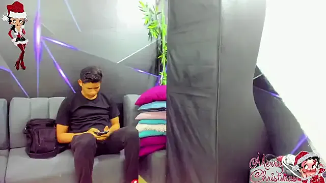 playsgirlhot on StripChat