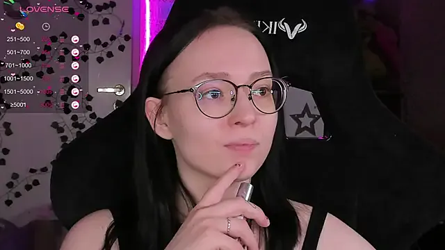 power_robynn — flash tits