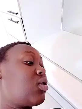 Prettyvillah_ — slowly get me naked