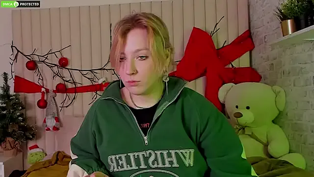 RachelCart on StripChat