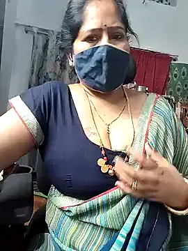 Rani_Darling_99 from StripChat