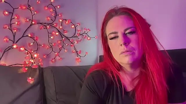 redxxxvixen on StripChat