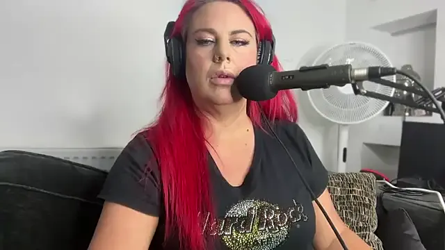 redxxxvixen on StripChat