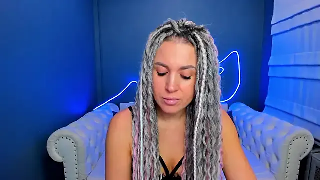 rock_n_roxy on StripChat