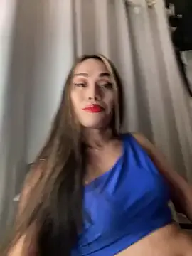 RomanticPearlTS on StripChat