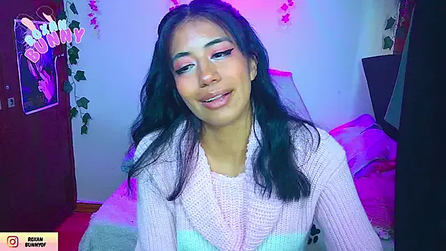 Roxanbunny1 on StripChat