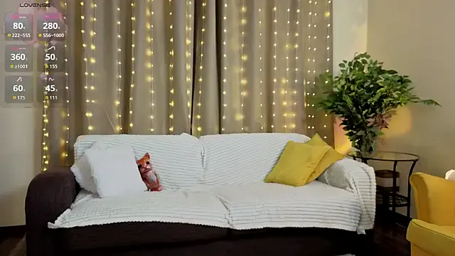 RozanneJordan — tease u my breast close