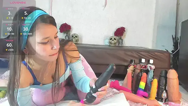 RubyEmerald on StripChat