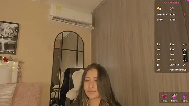 Rubyross21 on StripChat