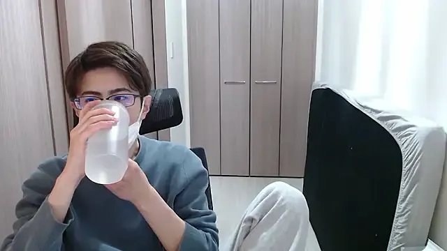 ryota__ty — Freechat on StripChat