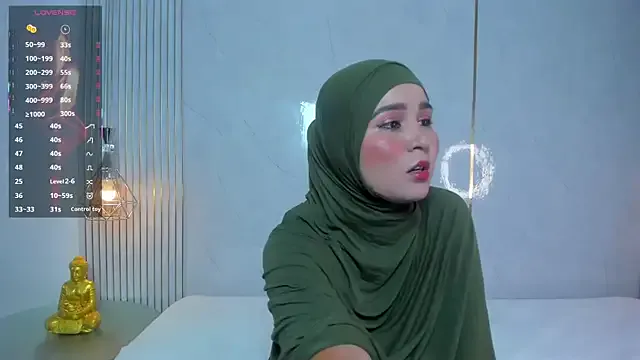 SamiQuest on StripChat