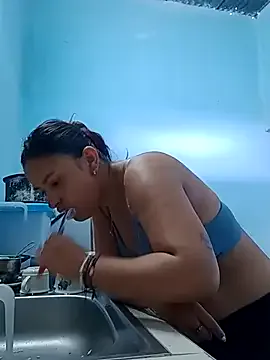 sariitha_sw on StripChat