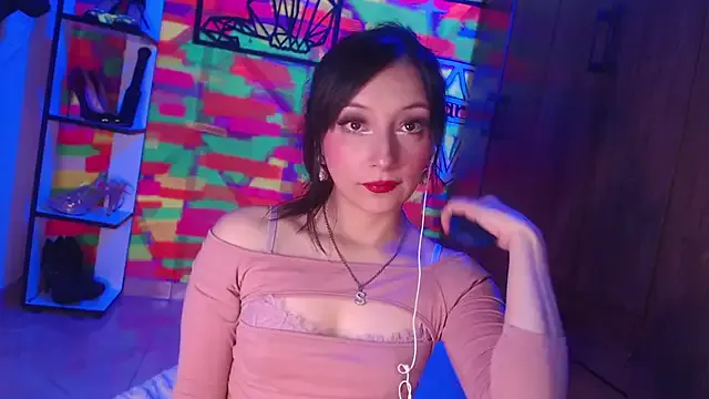 ScarlatSultry on StripChat