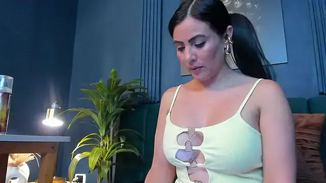 scarlet_edwars on StripChat