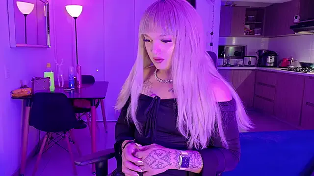 ScarletThompsonx — play with my ass and then cum