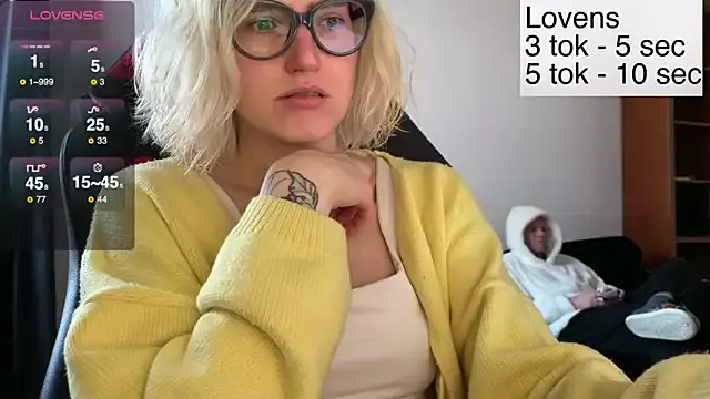 Sexy_Sweets on StripChat