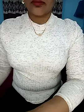 SexyCouple62 — Show Pussy in public