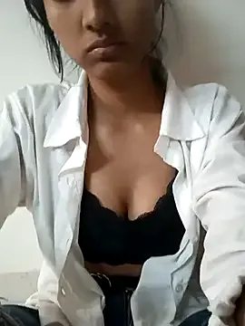 Sexycouple_09 — Boobs show