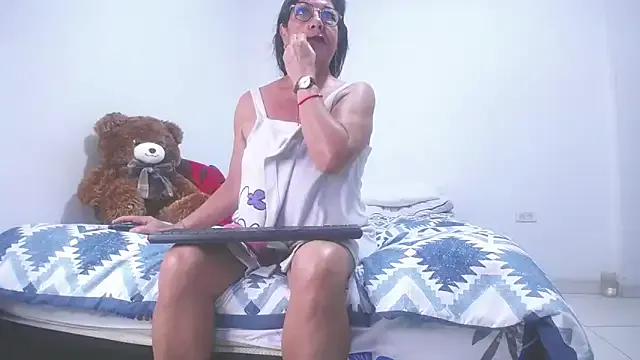 sexycristina_2 on StripChat