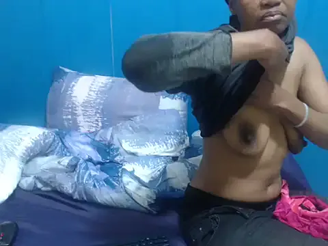 SexySlimBabeX — help buy equipment  daddies