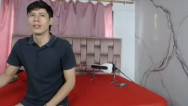 Sexytaty2022 on StripChat