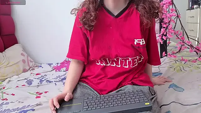 Sharon_Black on StripChat