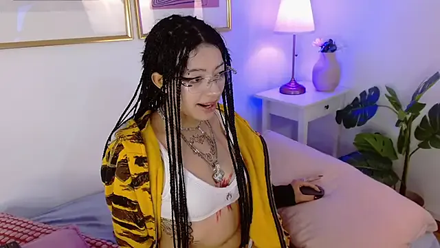 shiny_foxeyes — Twerk