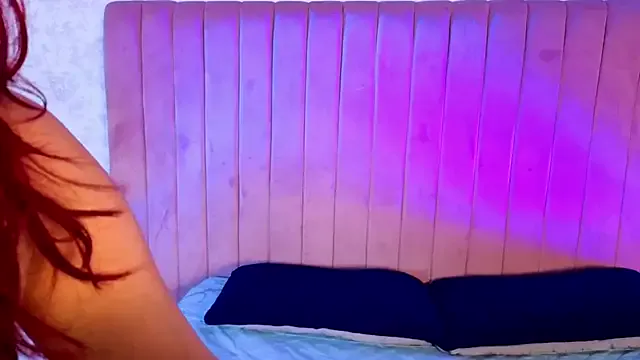 Sienna_Desiree on StripChat