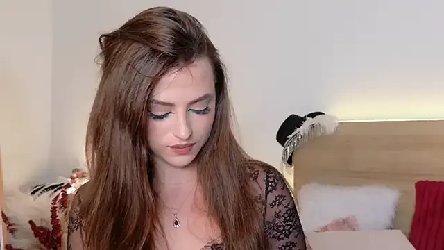 Sienna_Voss — strip with fully