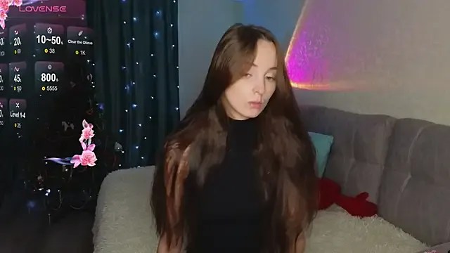 Silver_rains on StripChat