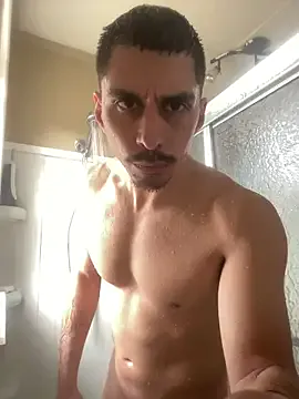 SlimSexxxy69 — Freechat on StripChat